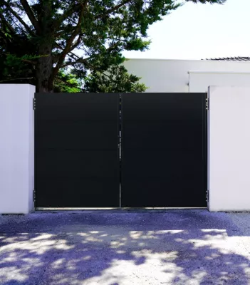 Portail acier battant 3m NALI H.200cm noir mat