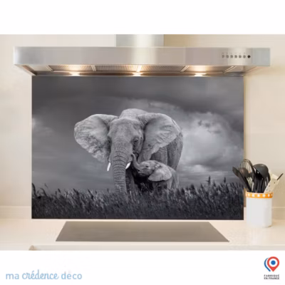 Crédence cuisine fond de hotte Eléphanteau avec sa maman – Alu composite – L 70 cm x H 60 cm – MaCrédenceDéco