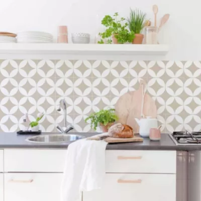 Carreaux adhésifs cuisine diamants écru 20×20 cm – paquet de 14 autocollants