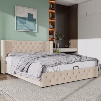Lit 140×200 cm avec tête de lit capitonnée en velours, coffre de rangement hydraulique et détails cloutés, beige
