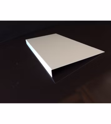 Bande de rive Blanc Pur, RAL 9010 Brillant, épaisseur 1 mm, 1 pli retour 2cm , Largeur  15 cm , Longueur 140 cm